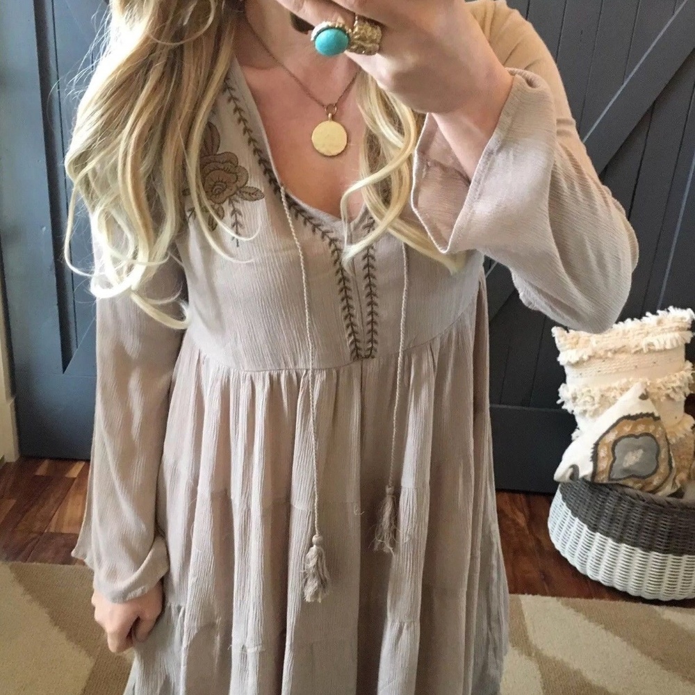 SOLD OUT! Embroidered Long Sleeve Boho Tunic Dress - Picture 3 of 8